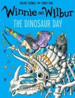 Winnie the Witch - Winnie's Dinosaur Day